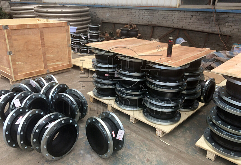 異徑橡膠接頭出口包裝