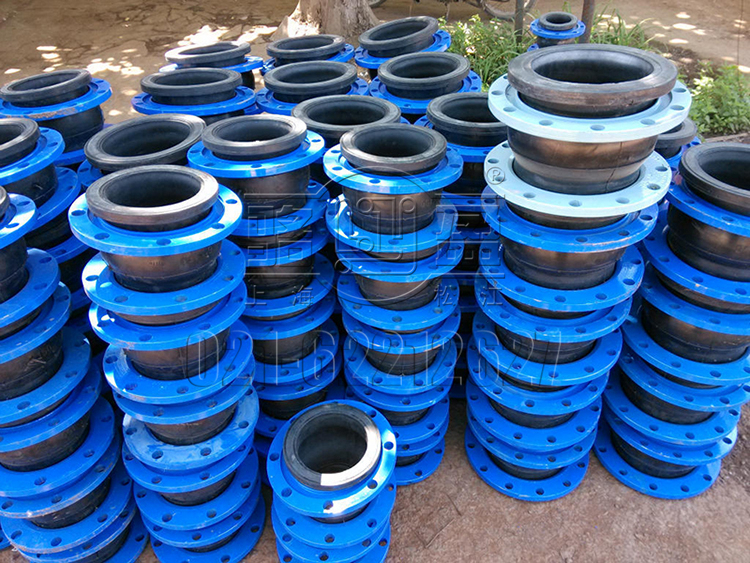 雙球體橡膠接頭實景圖