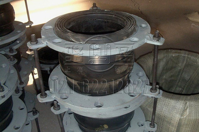 橡膠接頭安裝實(shí)圖